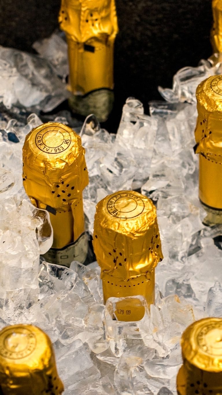 Sekt um Mitternacht