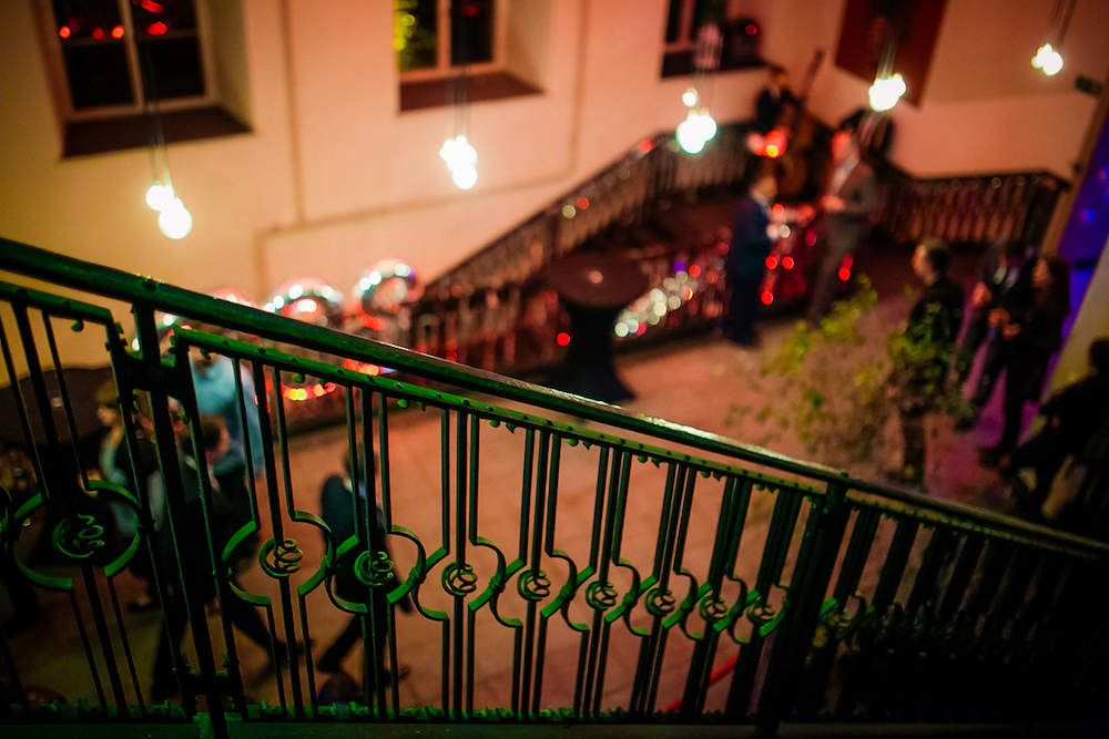 Chill-Out Lounge im Innenhof